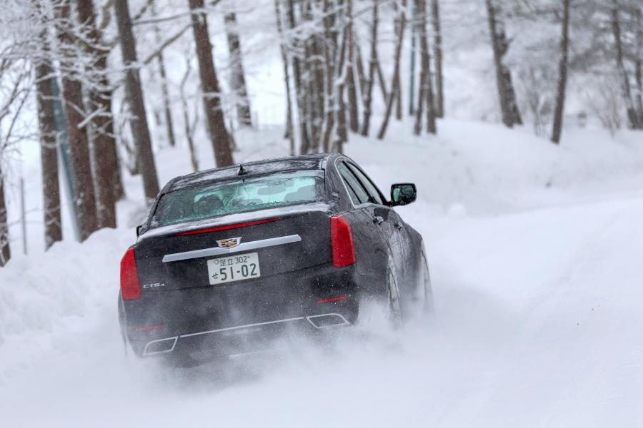  Cadillac CTS 2015 года  (JP) (фото 7 из 13)